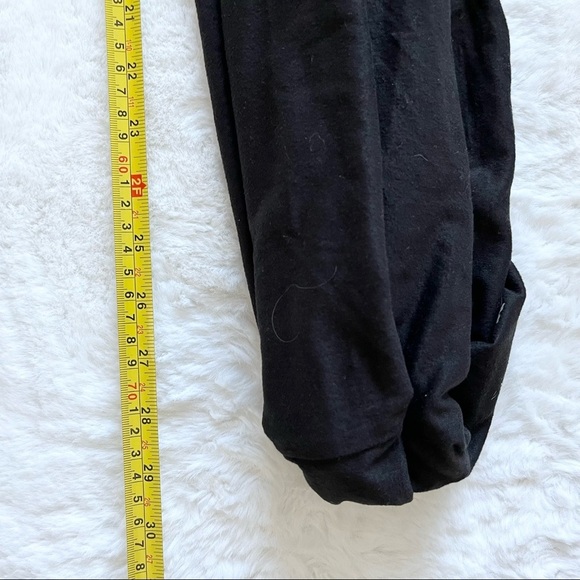 BEYOND YOGA NWT POCKET INFINITY SCARF Trendy Chic Minimalist Cozy - Picture 5 of 6